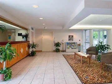 Super 8 By Wyndham Orlando Near Florida Mall Williamsburg