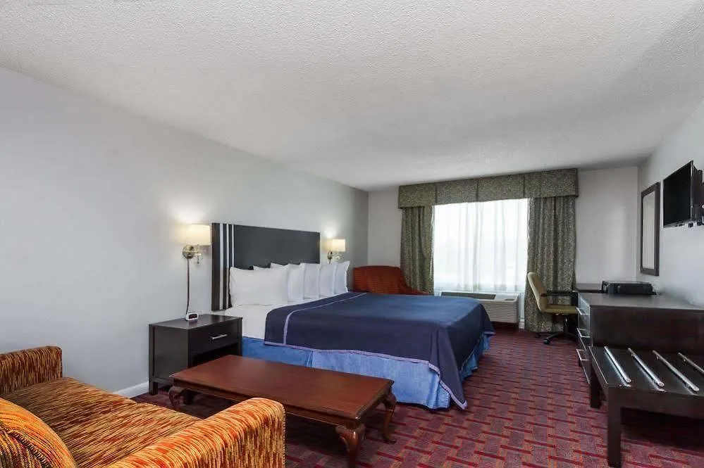Super 8 By Wyndham Orlando Near Florida Mall Williamsburg Hotel