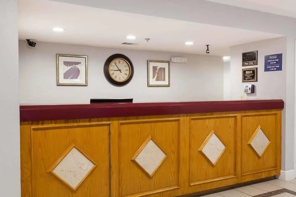 Hotel Super 8 By Wyndham Orlando Near Florida Mall Williamsburg